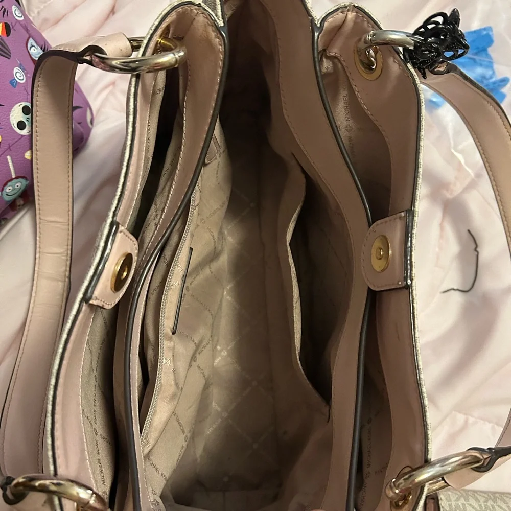 Michael Kors Beige and Blush Shoulder Bag Set - Picture 3 of 4
